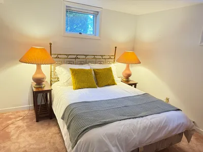Guest Room 4